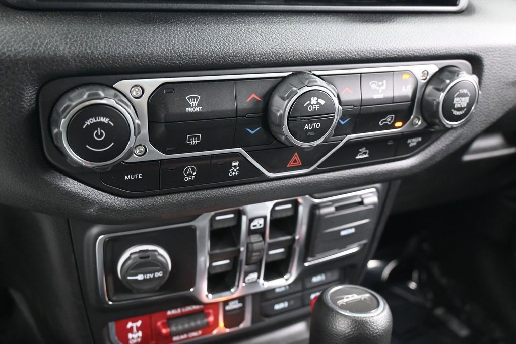 Used 2024 Jeep Gladiator Sport AWD/4WD image 19