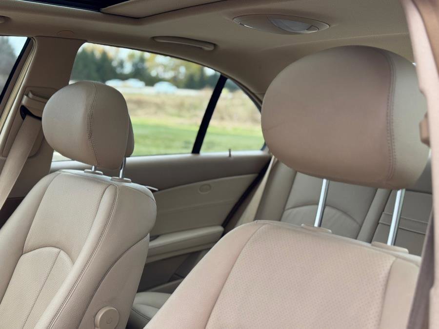 Used 2009 Mercedes-Benz E 350 4MATIC Sedan image 28