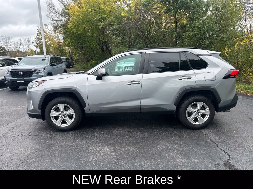 Used 2019 Toyota RAV4 XLE w/ Convenience Package AWD/4WD image 9