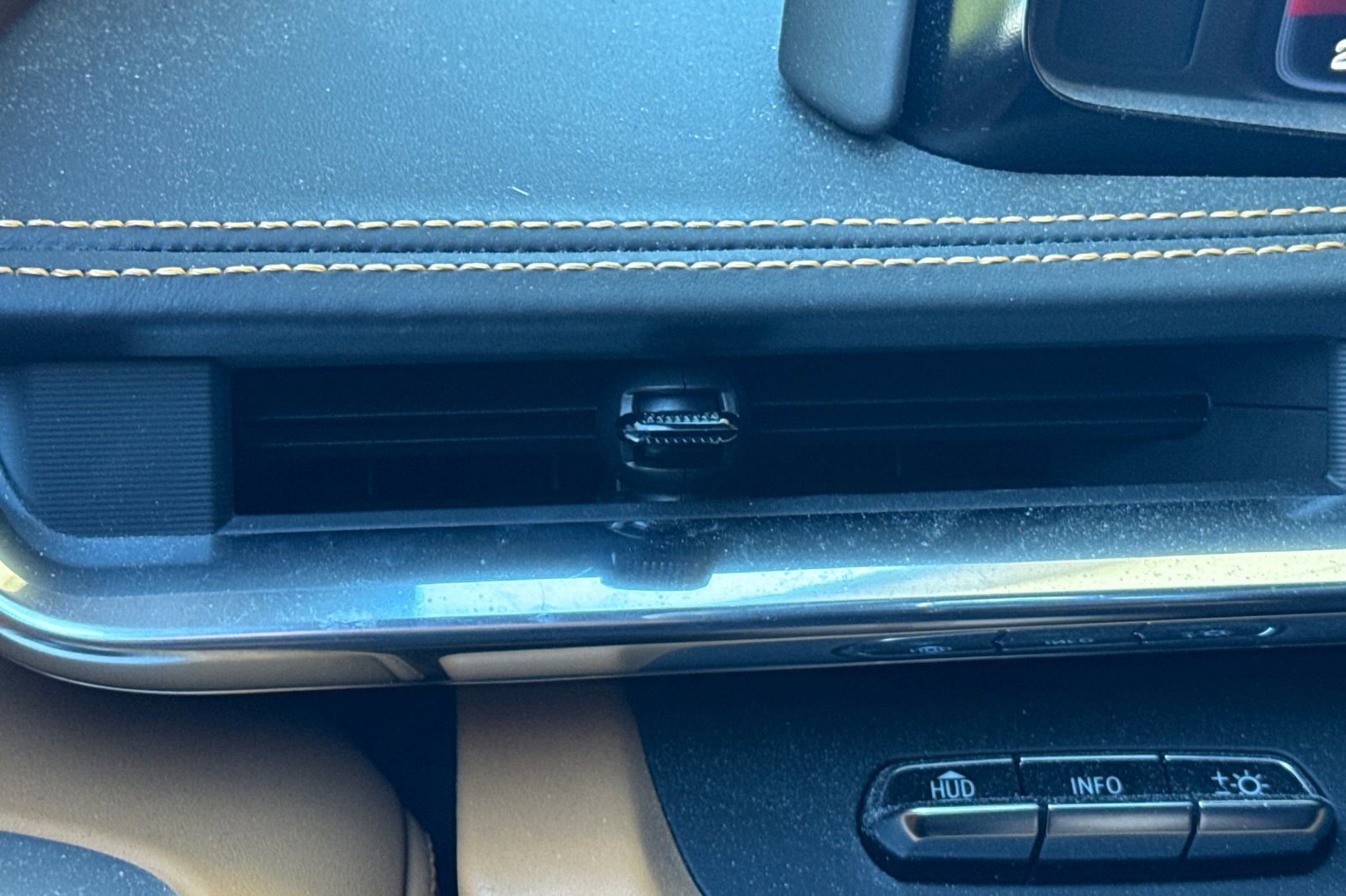 Used 2020 Chevrolet Corvette Stingray Premium Cpe w/ 3LT Preferred Equipment Group image 25