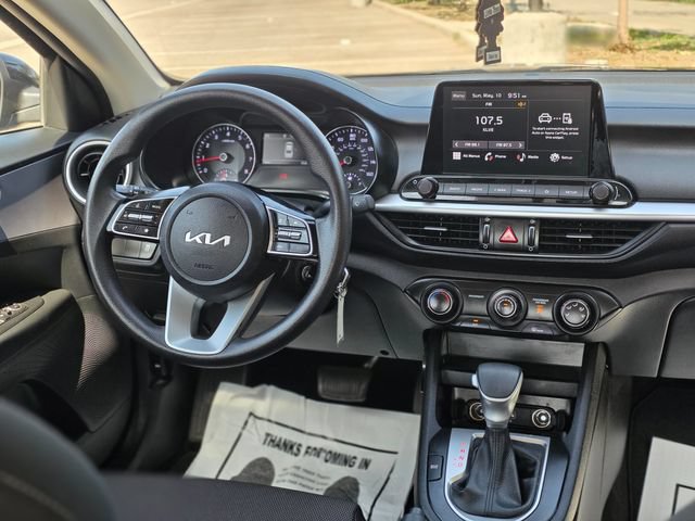Used 2022 Kia Forte LXS FWD image 31