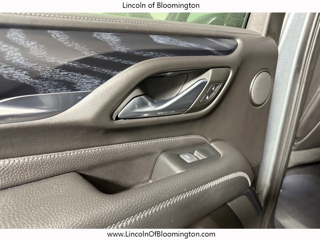 Used 2022 GMC Yukon XL Denali image 44