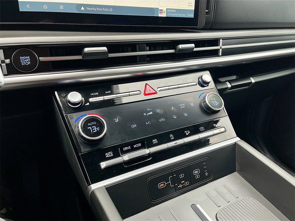 Used 2025 Hyundai Santa Fe XRT image 16