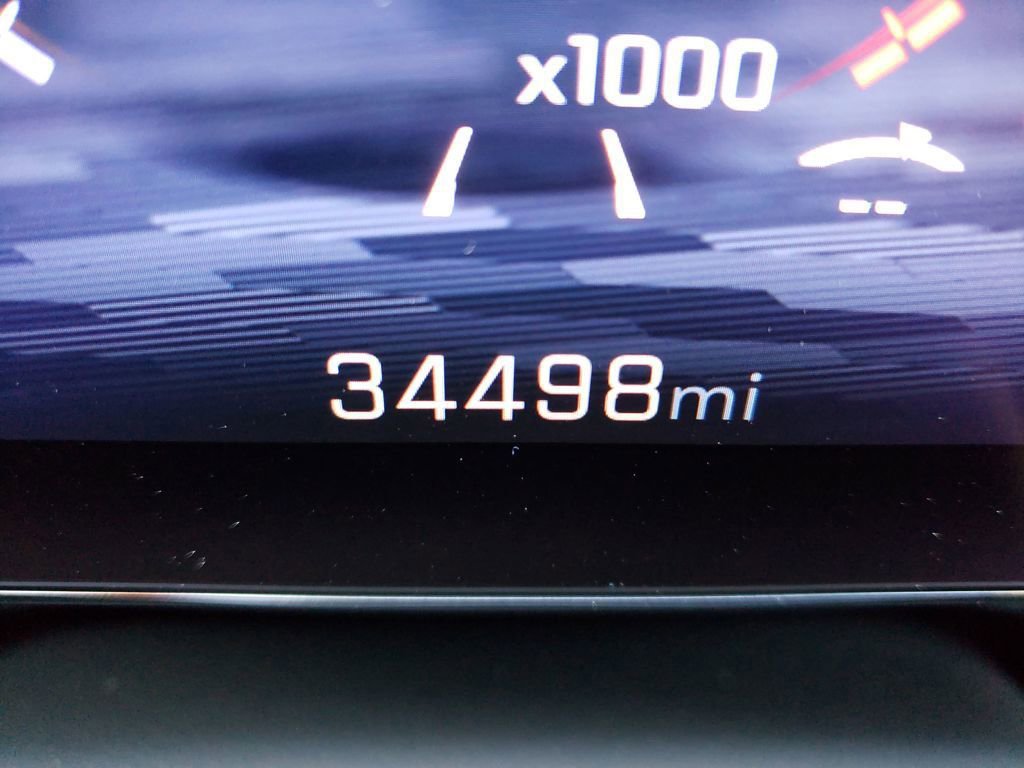 Used 2024 Chevrolet Traverse RS image 16