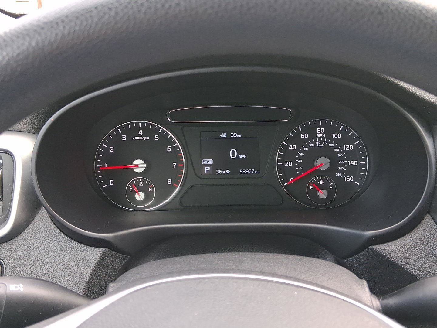 Used 2020 Kia Sorento LX image 10