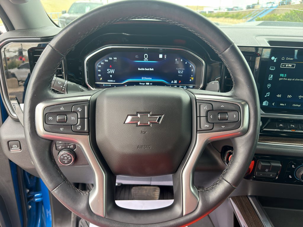 Certified 2022 Chevrolet Silverado 1500 LT Trail Boss w/ LT Trail Boss Premium Package AWD/4WD image 14