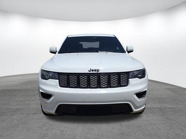 Used 2021 Jeep Grand Cherokee Laredo X RWD image 2