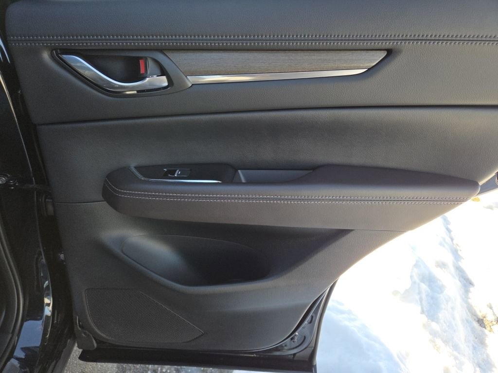 Certified 2025 MAZDA CX-5 Signature image 18