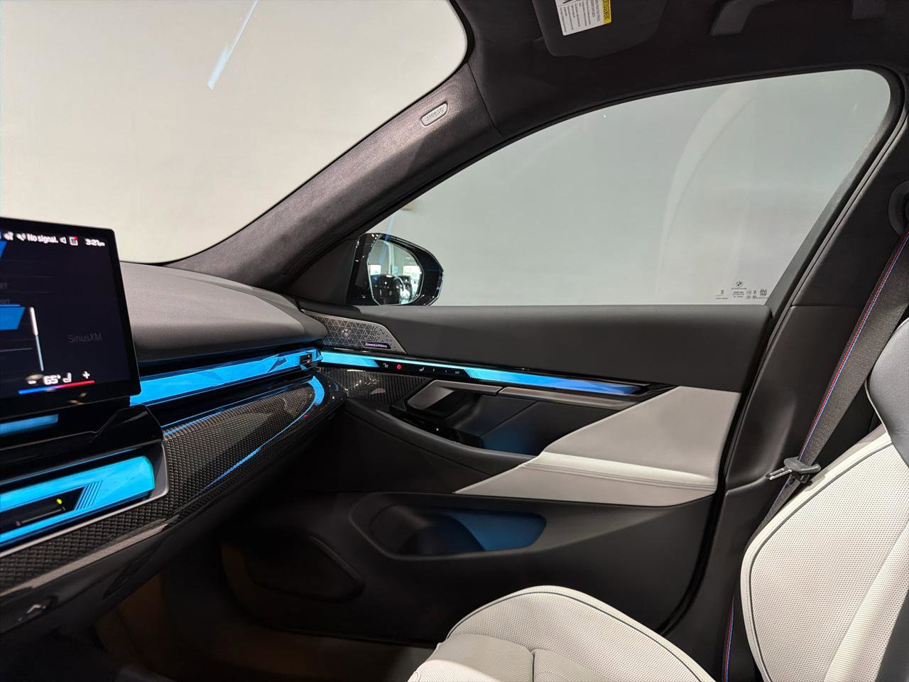 Used 2026 BMW M5 Touring image 25