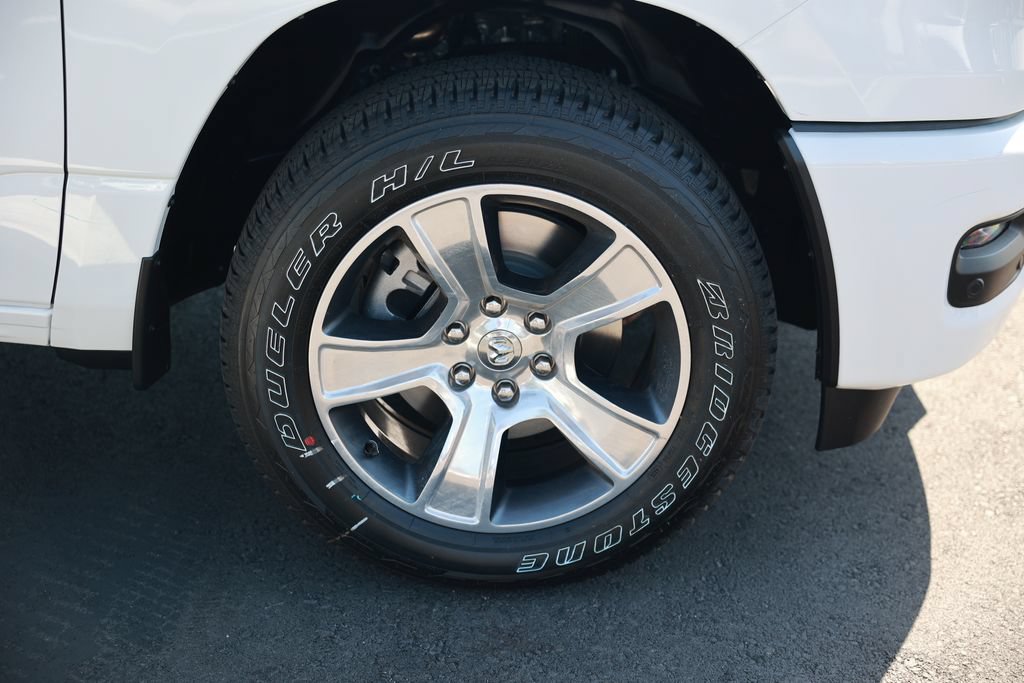 New 2026 RAM 1500 Express RWD image 8
