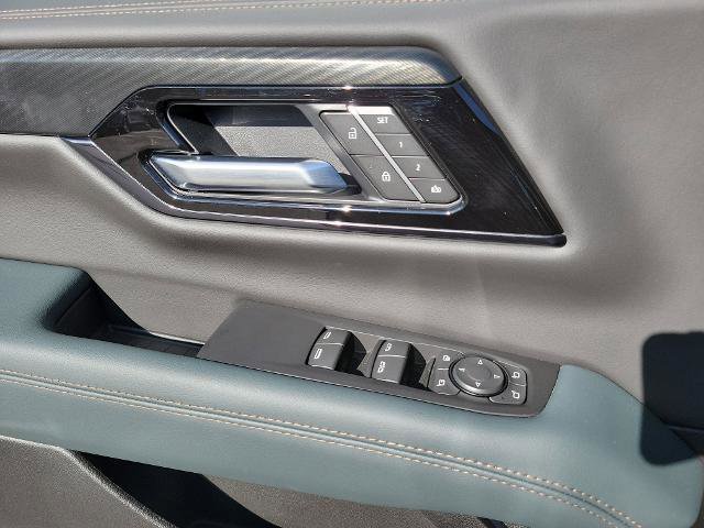 New 2026 GMC Yukon XL AT4 w/ AT4 Premium Plus Package image 30