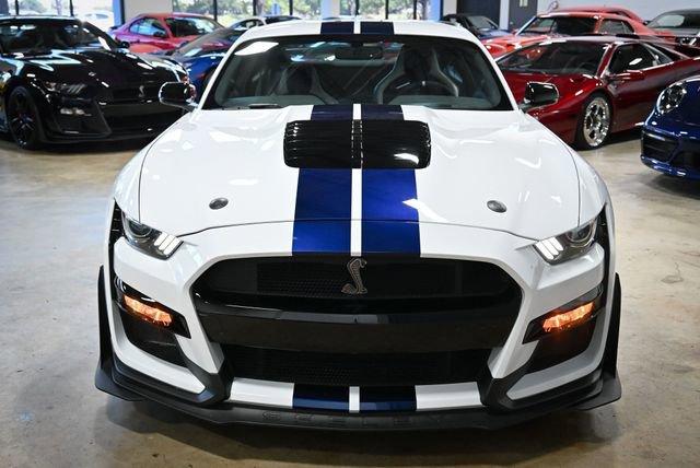 Used 2020 Ford Mustang Shelby GT500 w/ Carbon Fiber Track Pack image 10