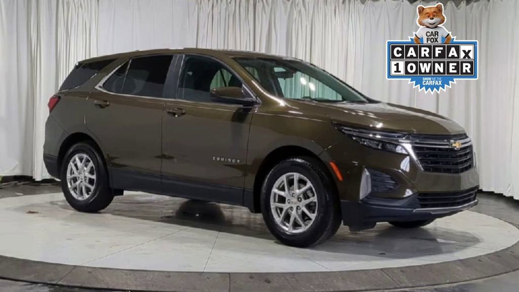 Used 2023 Chevrolet Equinox LT FWD image 2