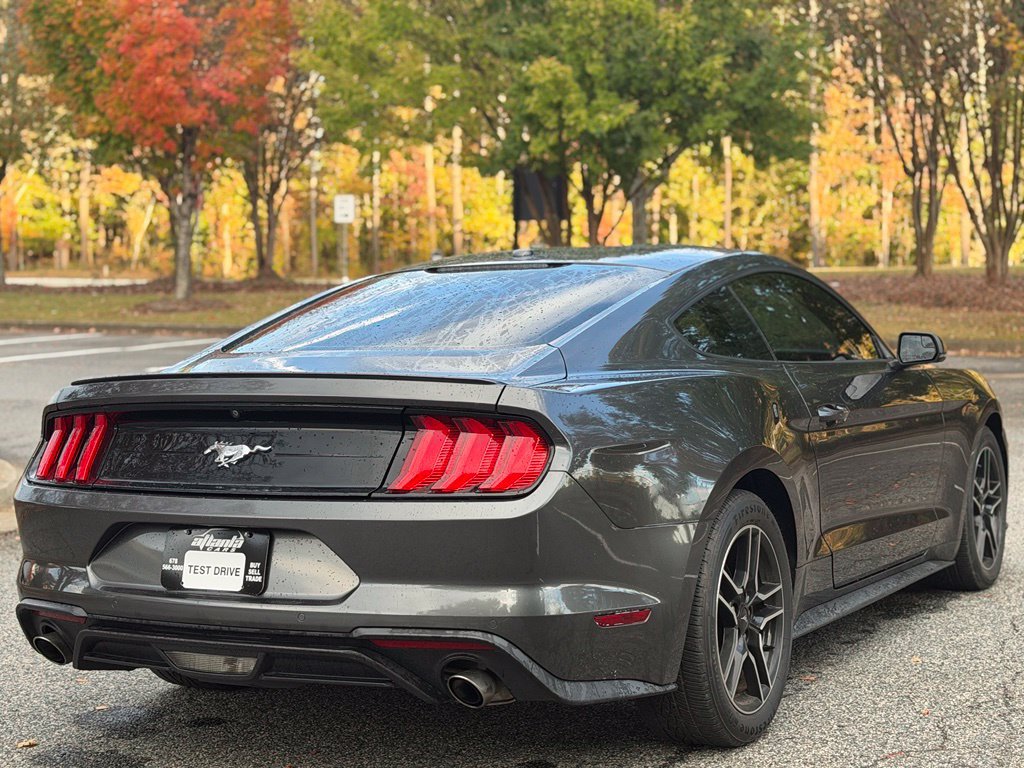 Used 2018 Ford Mustang Premium RWD image 5
