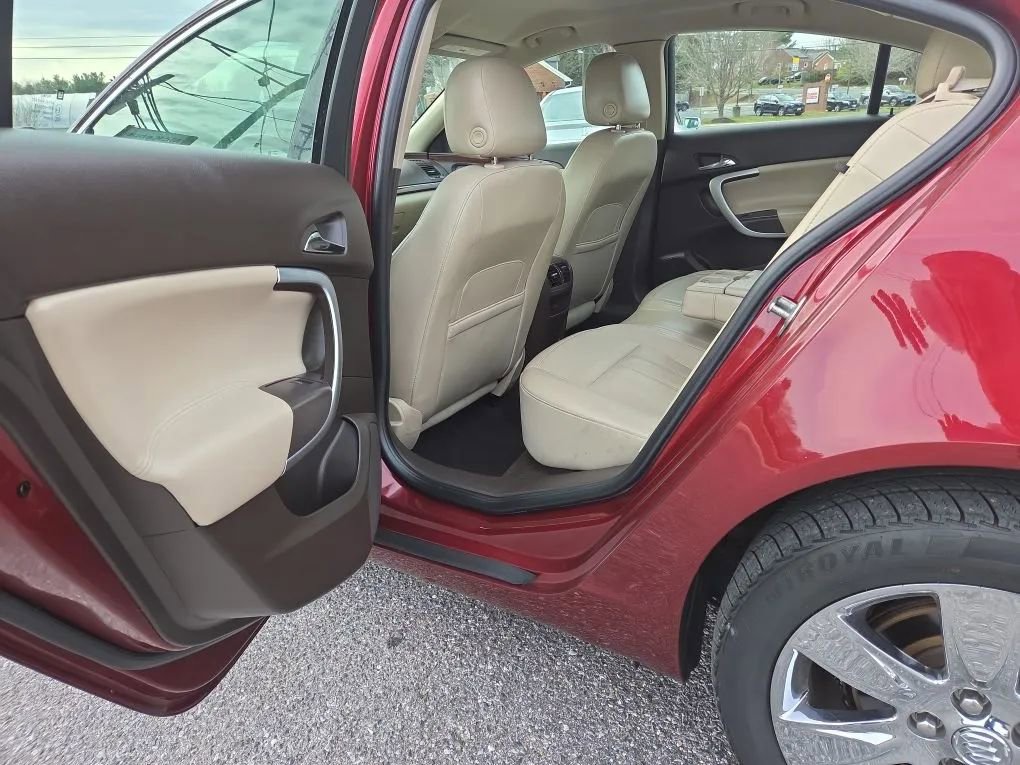 Used 2016 Buick Regal image 14