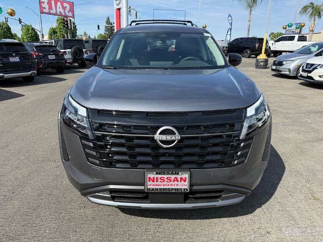 New 2026 Nissan Pathfinder SL AWD/4WD image 2