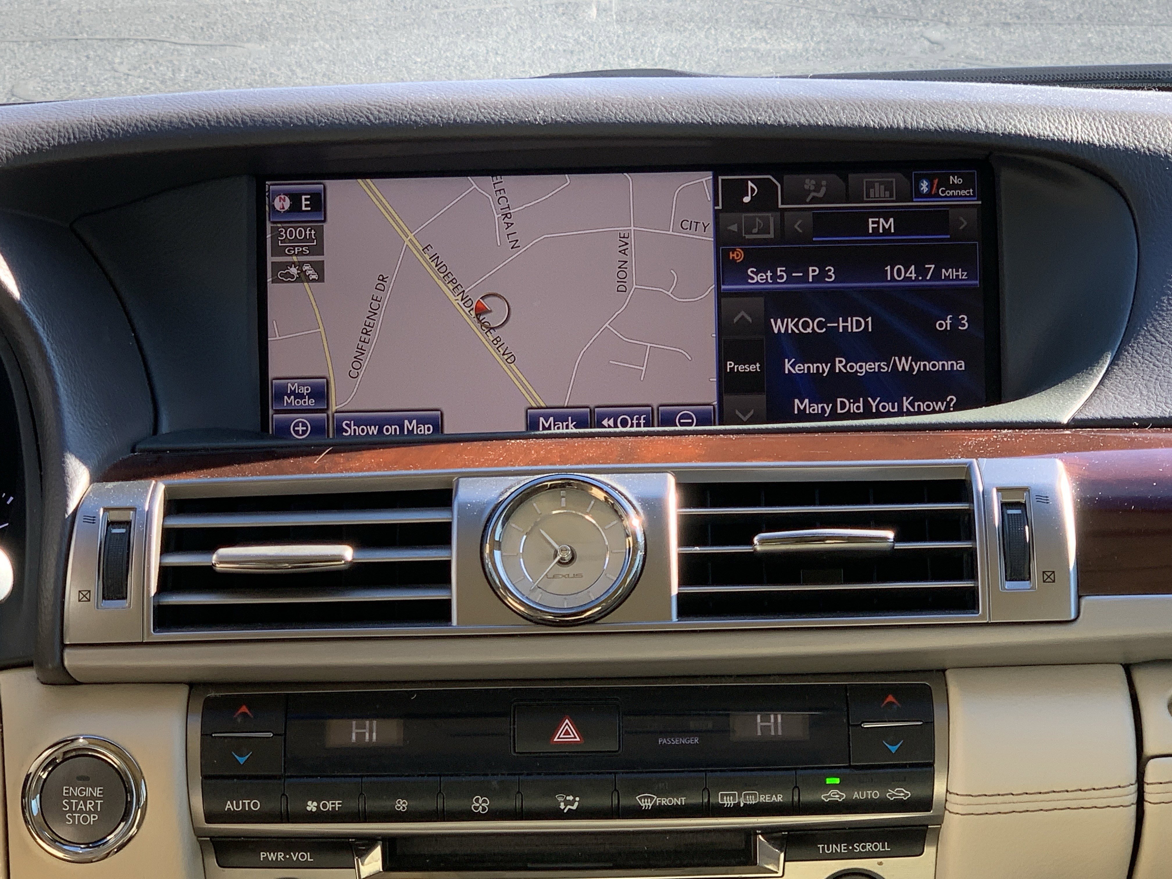 Used 2014 Lexus LS 460 image 31