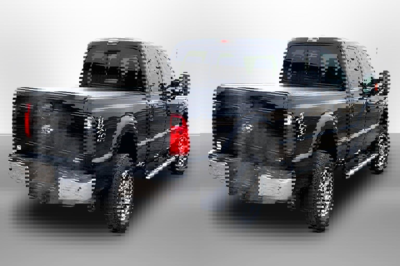 Used 2016 Ford F250 Lariat w/ Lariat Interior Package image 11