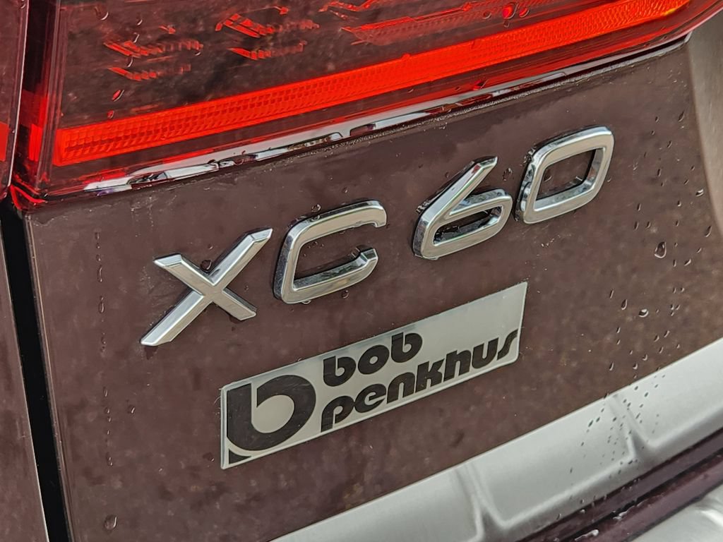 New 2026 Volvo XC60 B5 Plus w/ Protection Package Premier AWD/4WD image 31