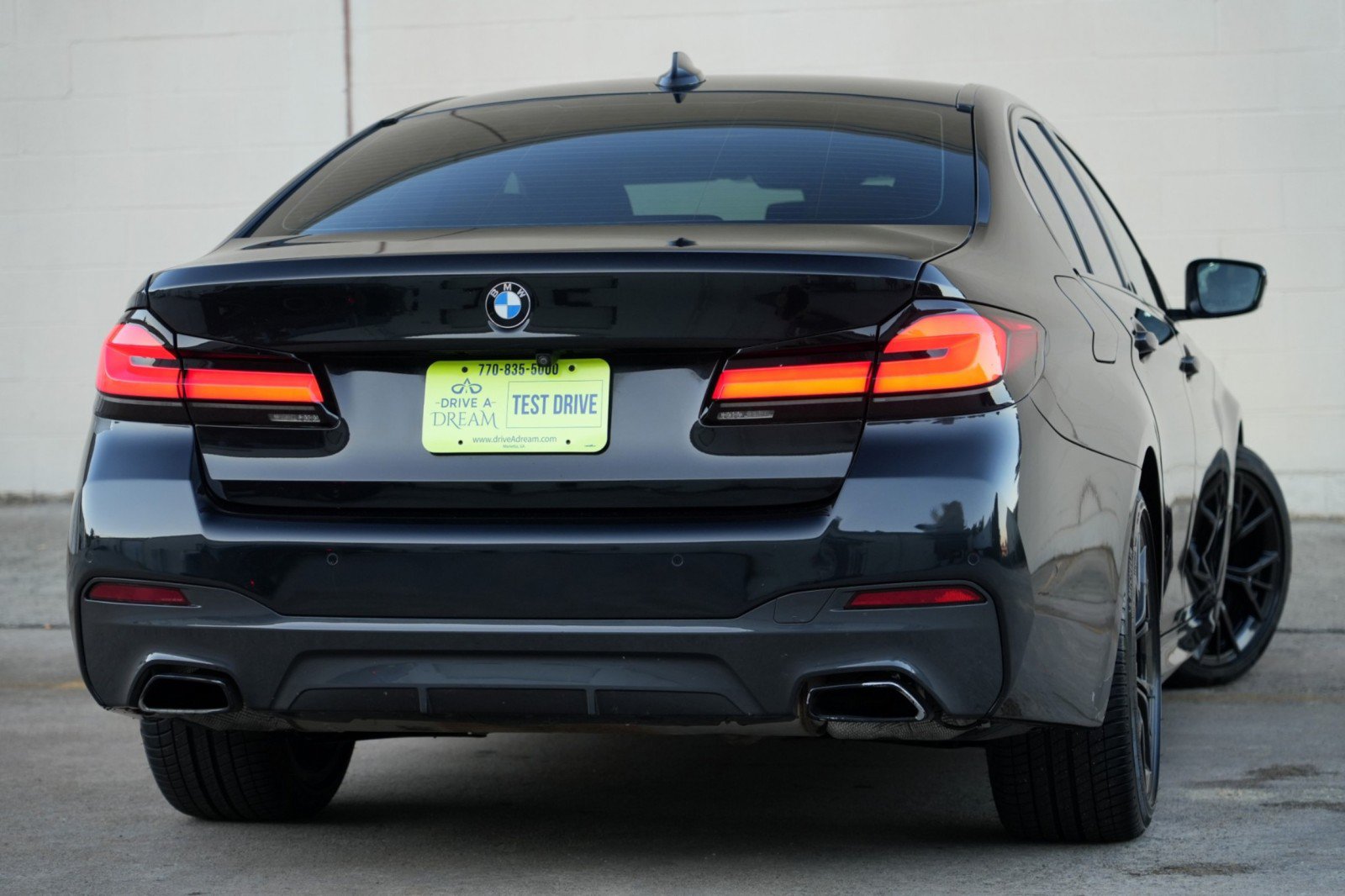 Used 2021 BMW 540i w/ M Sport Package RWD image 5