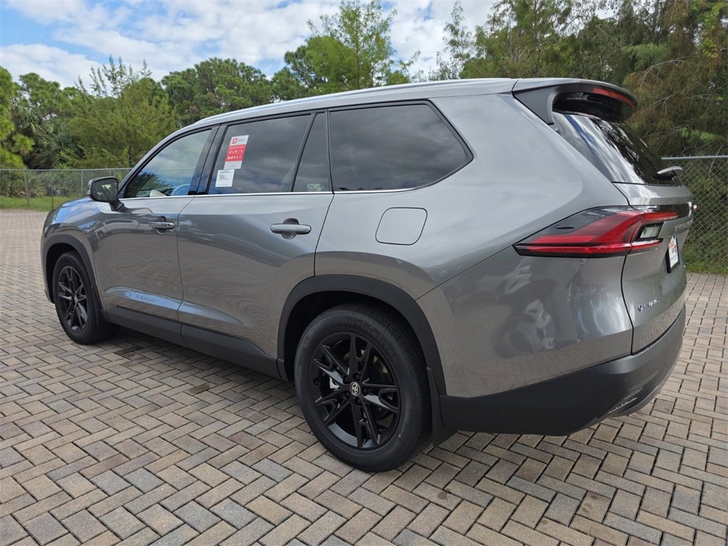 New 2026 Toyota Grand Highlander Limited image 9