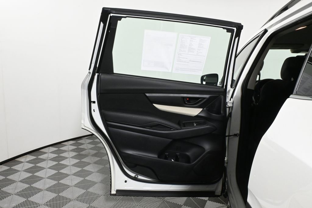 Used 2022 Subaru Ascent 8-Passenger image 30