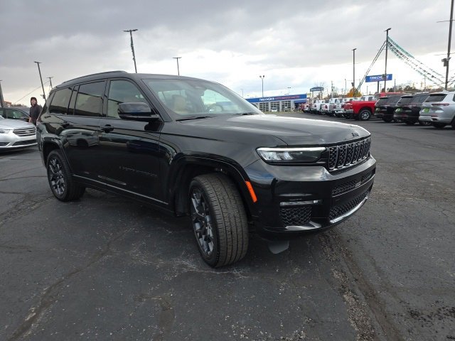 Used 2024 Jeep Grand Cherokee L Summit image 7