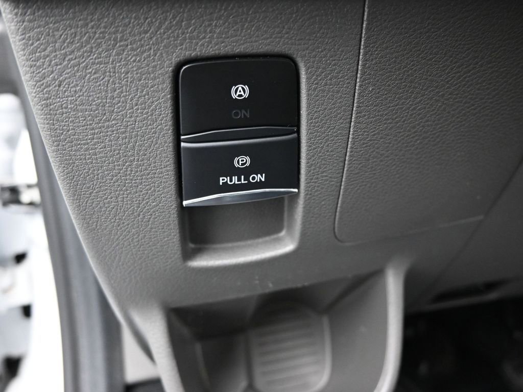 Used 2023 Ford Transit 350 XLT image 21