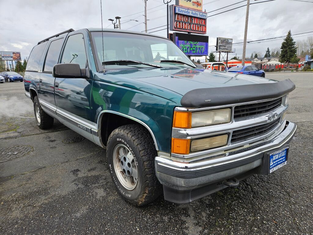 Used 1995 Chevrolet Suburban 2WD image 4