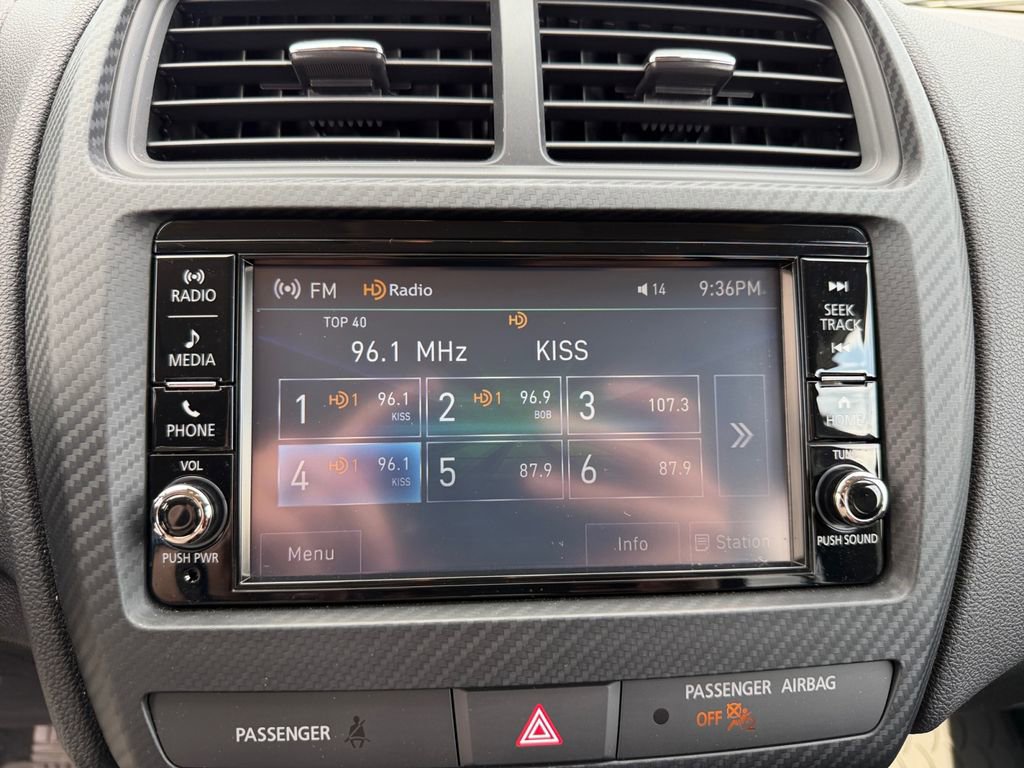 Used 2024 Mitsubishi Outlander Sport ES AWD/4WD image 17