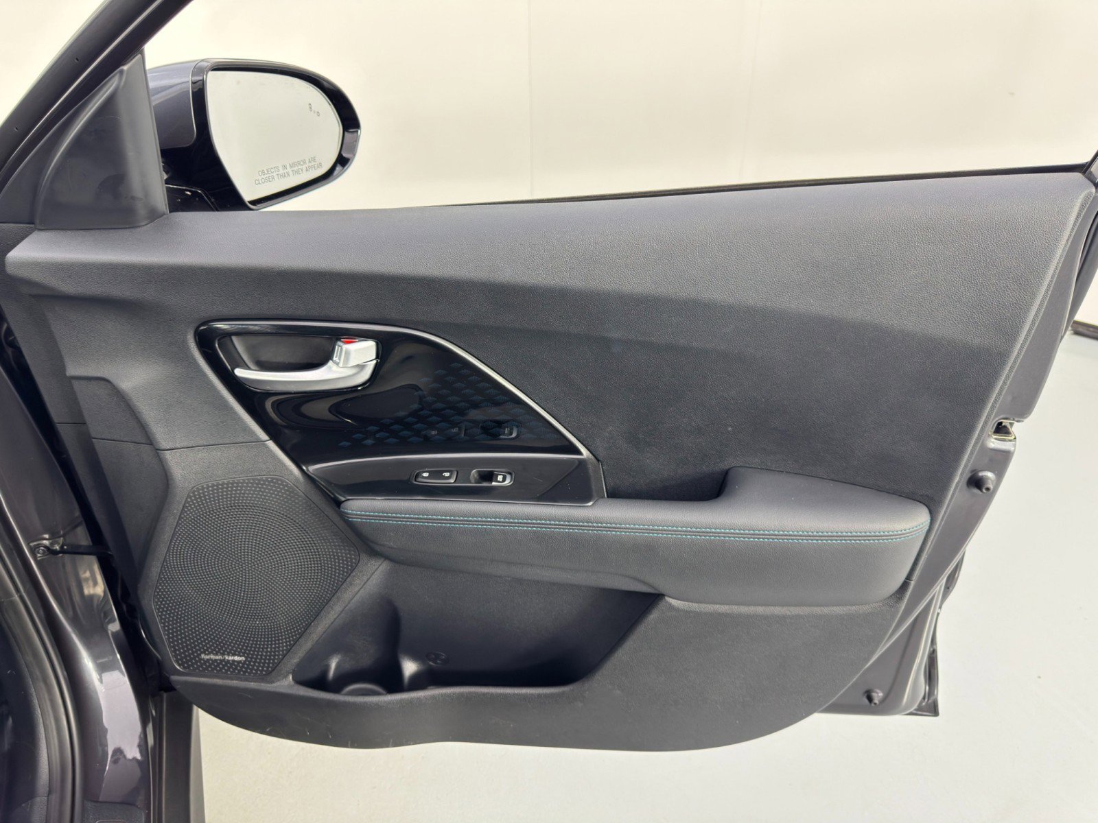 Used 2019 Kia Niro EX Premium image 40