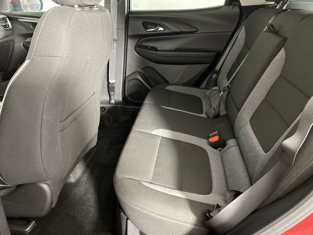 Certified 2025 Chevrolet TrailBlazer LT w/ Convenience Package image 25