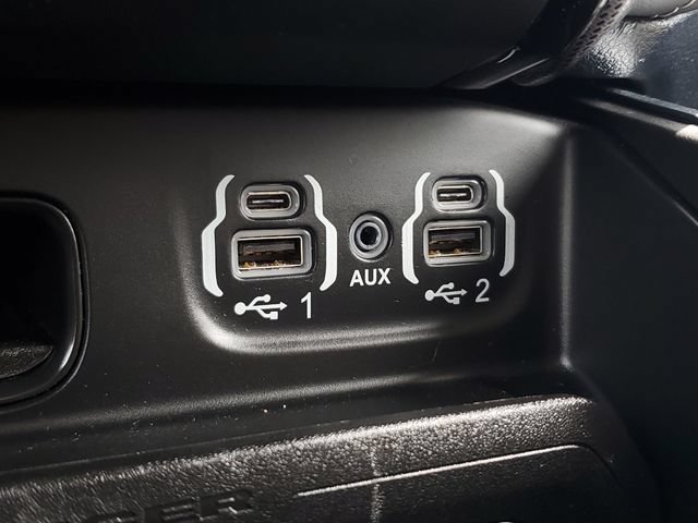 Certified 2022 RAM 1500 Limited RWD image 32