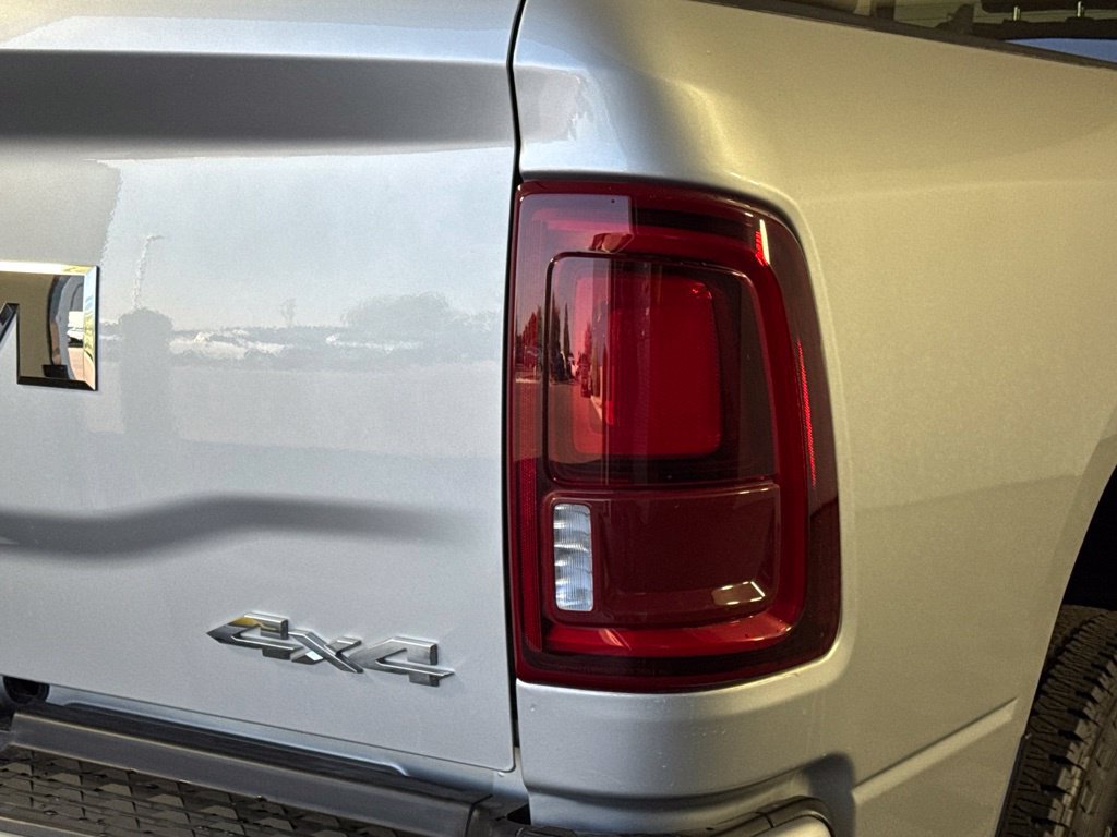 Certified 2026 RAM 2500 Laramie AWD/4WD image 9
