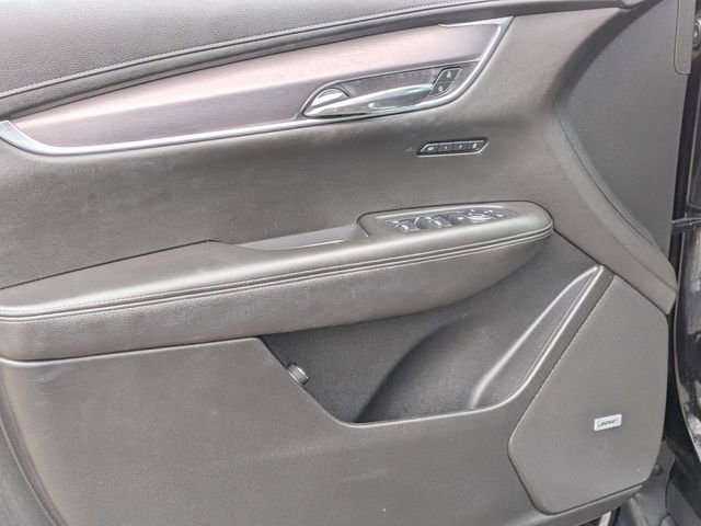 Used 2021 Cadillac XT6 Luxury AWD/4WD image 15