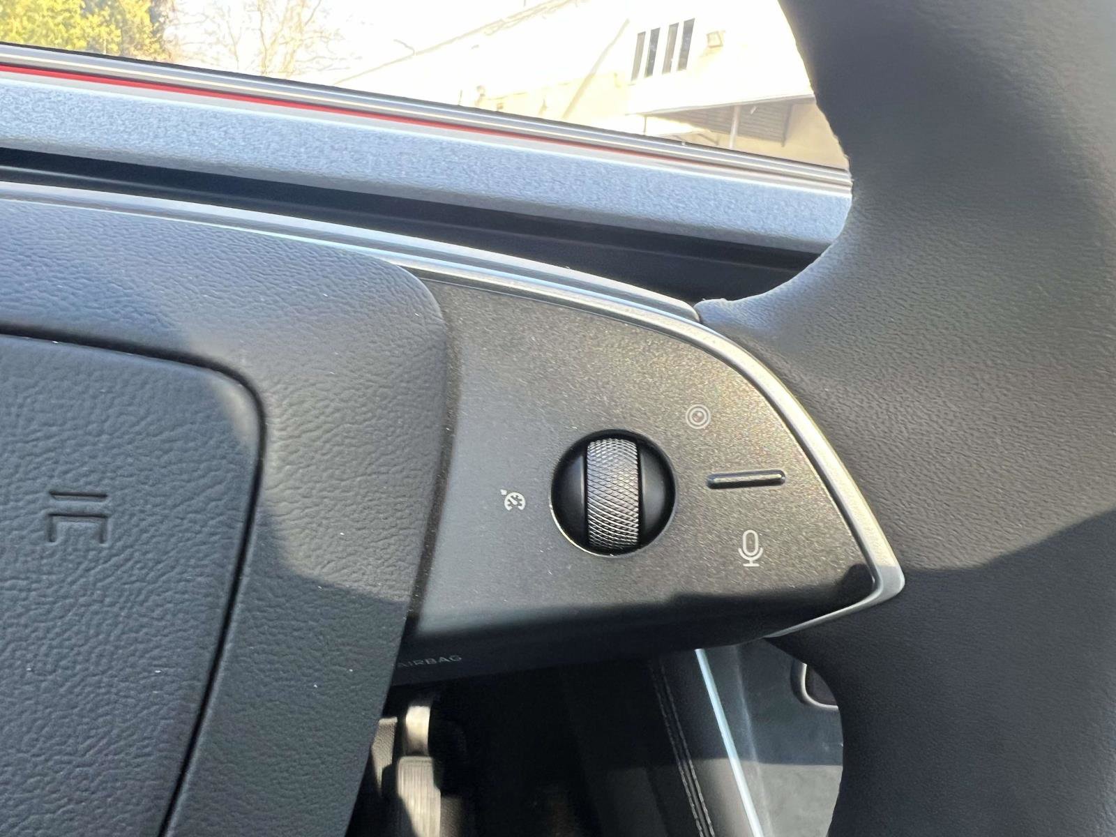 Used 2026 Tesla Model Y 2WD image 23