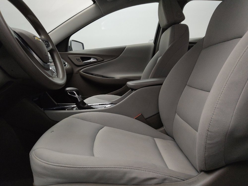 Used 2022 Chevrolet Malibu LT FWD image 17