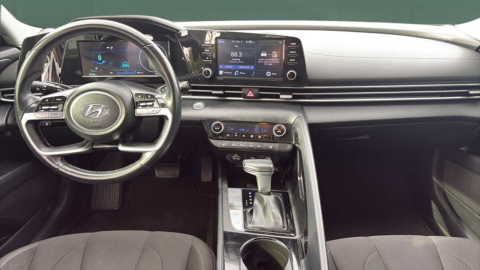 Used 2022 Hyundai Elantra SEL w/ Convenience Package FWD image 19