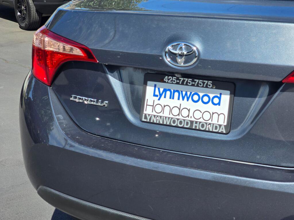 Used 2019 Toyota Corolla LE FWD image 12