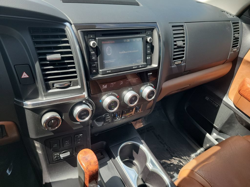 Used 2018 Toyota Sequoia Platinum AWD/4WD image 14