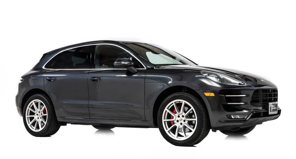 Used 2017 Porsche Macan Turbo image 5