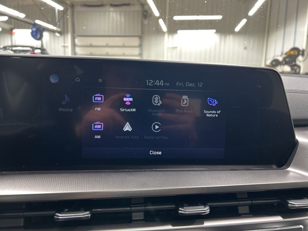 New 2025 Kia Telluride S image 17