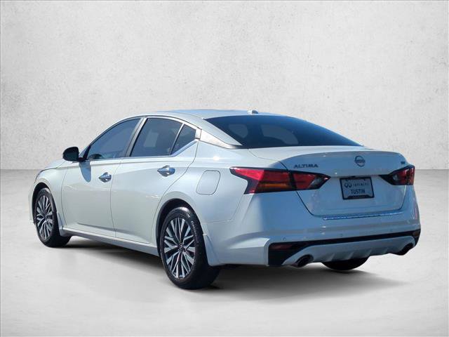 Used 2023 Nissan Altima 2.5 SV w/ SV Premium Package FWD image 8