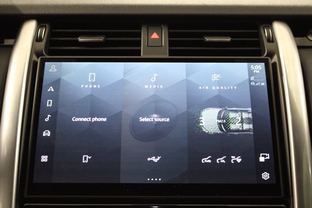 Used 2025 Land Rover Discovery S AWD/4WD image 28
