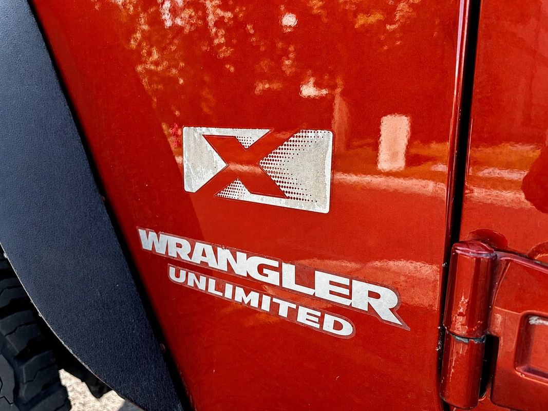 Used 2009 Jeep Wrangler Unlimited X AWD/4WD image 3