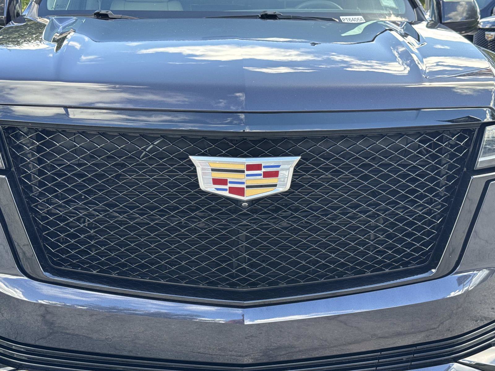 Used 2023 Cadillac Escalade Sport Platinum AWD/4WD image 8