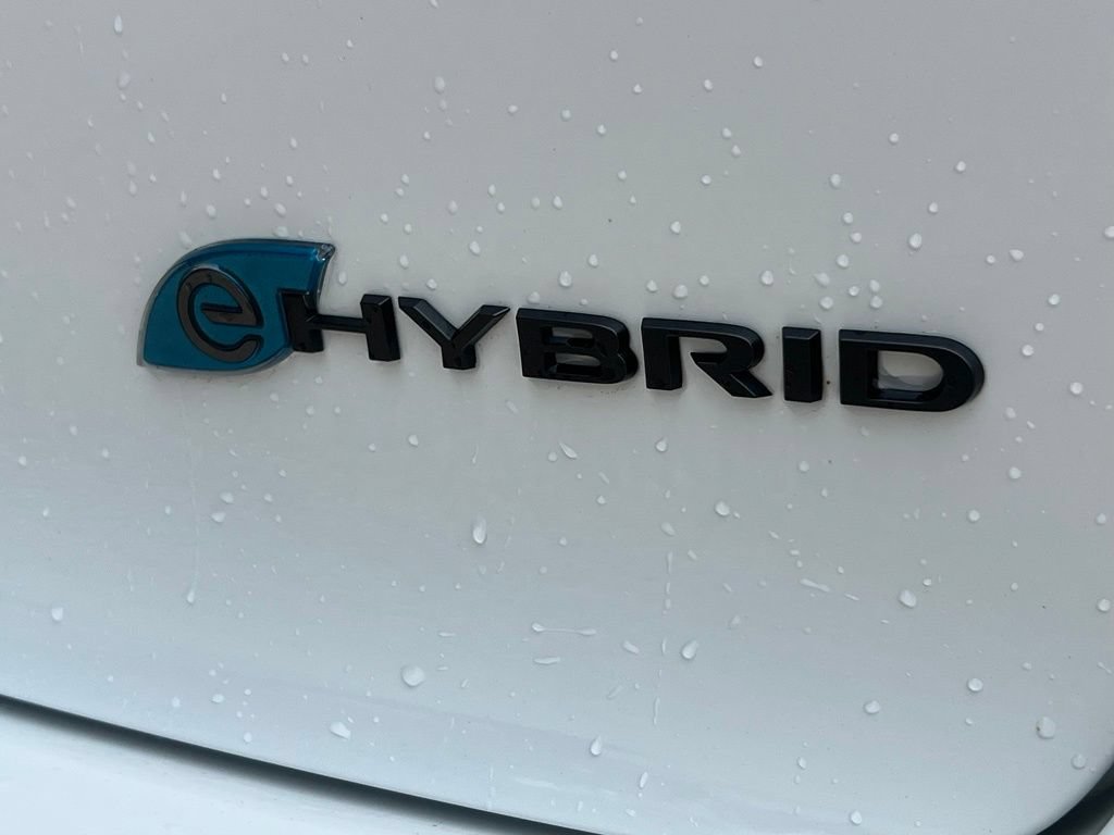 Used 2024 Chrysler Pacifica Limited FWD image 39