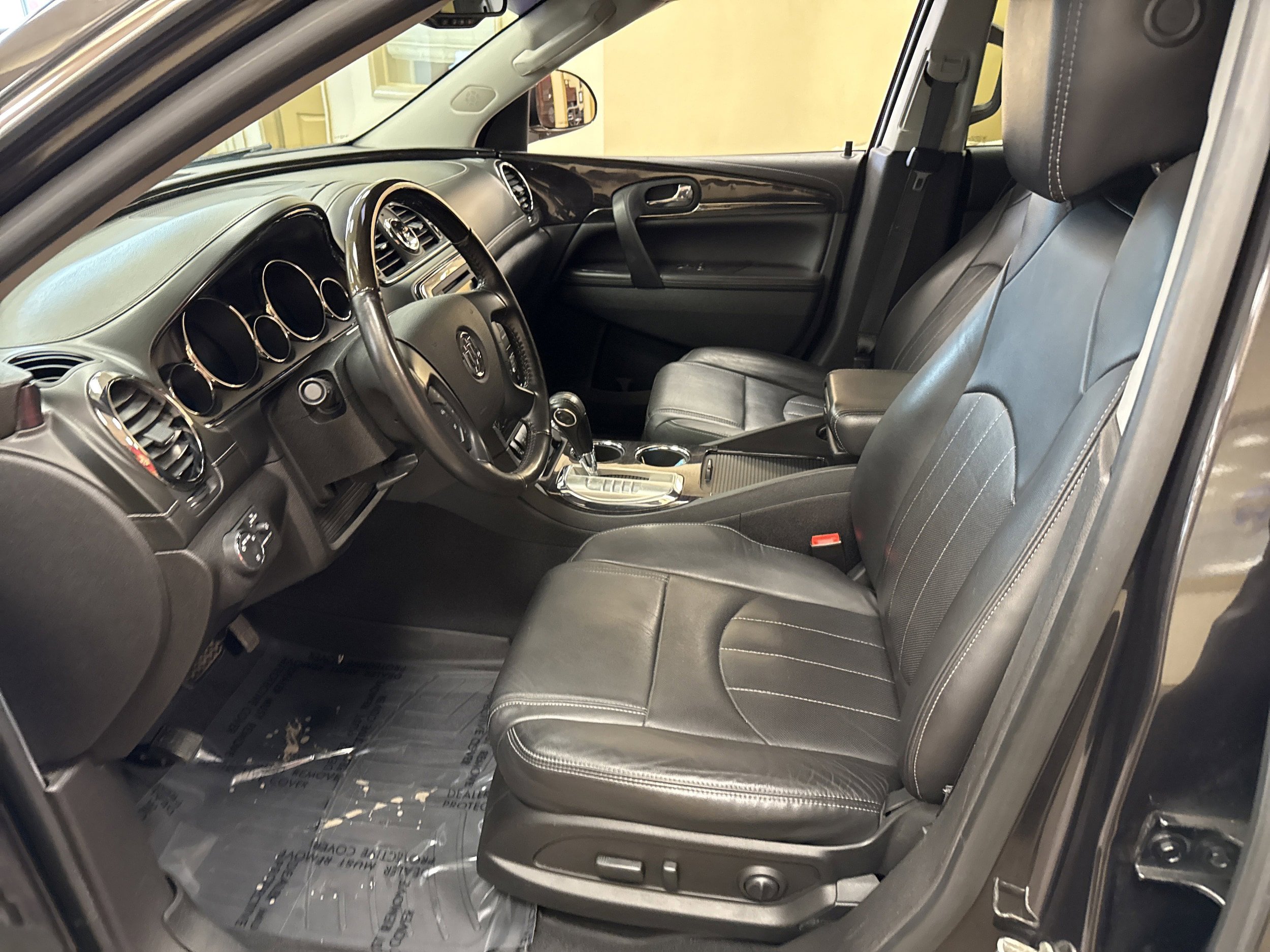 Used 2017 Buick Enclave Leather AWD/4WD image 17