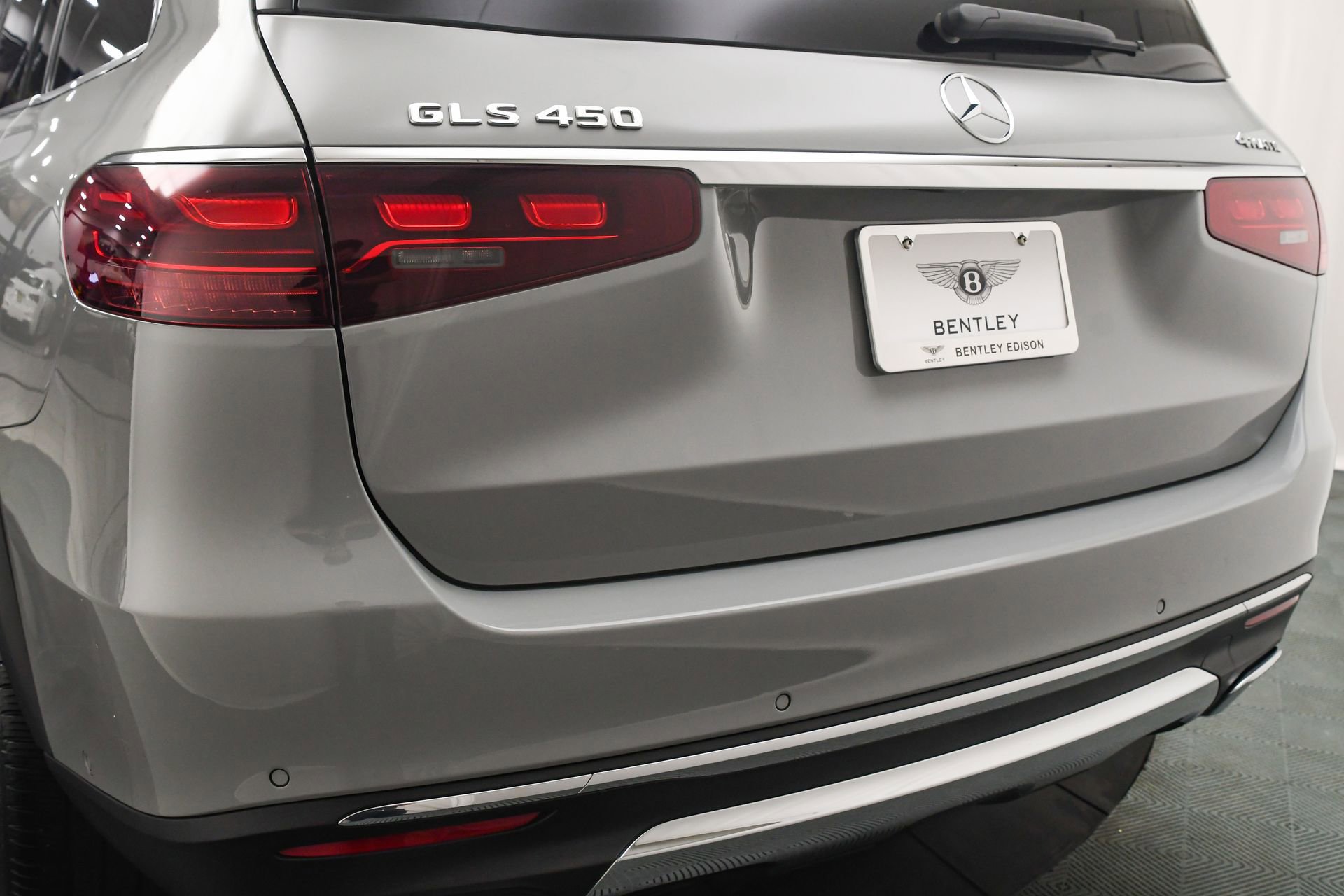 Used 2025 Mercedes-Benz GLS 450 4MATIC image 21