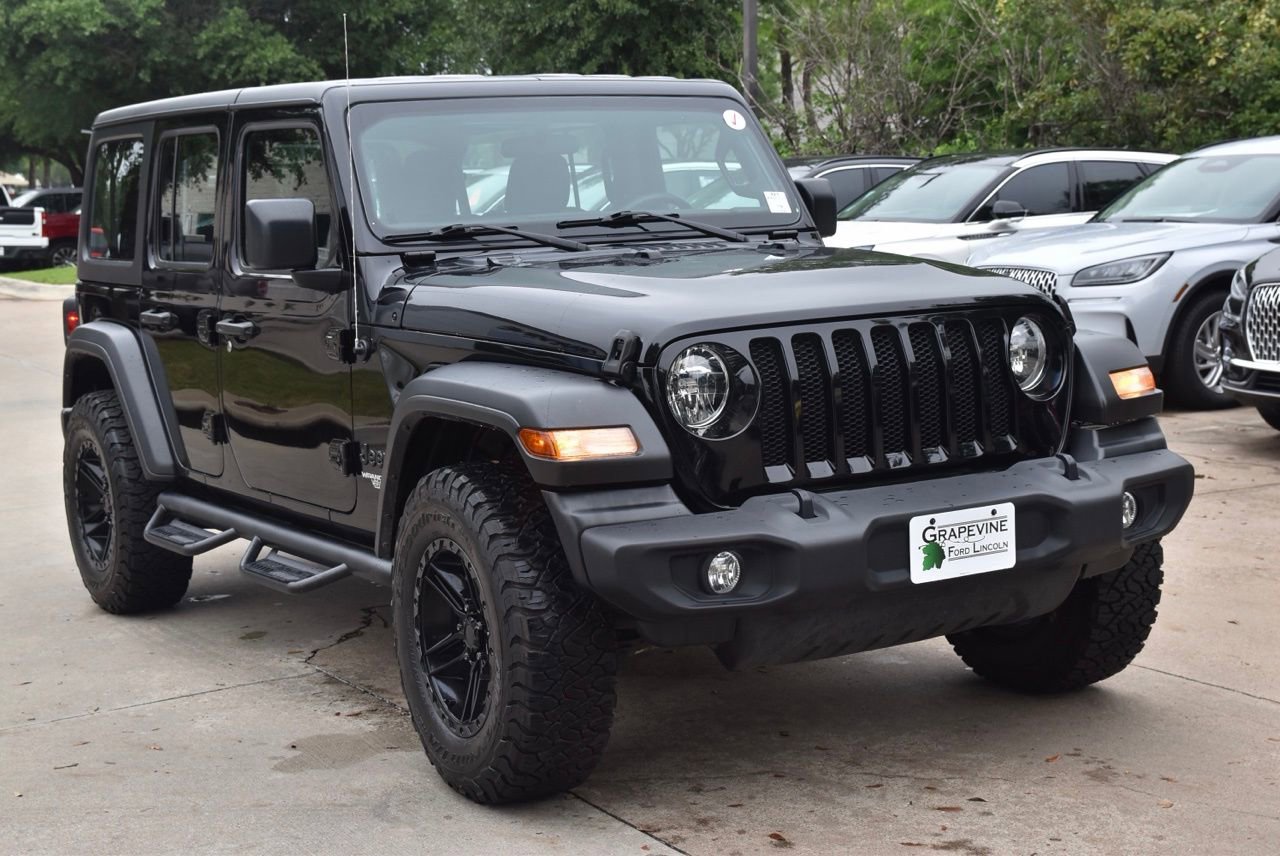 Used 2021 Jeep Wrangler Unlimited Sport AWD/4WD image 4